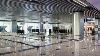 tragica explosion en aeroparque: murio un trabajador y hay una persona herida tragica explosion en aeroparque: murio un trabajador y hay una persona herida