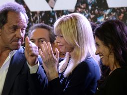 Scioli, por Radio 10: Que Macri cuente conmigo, voy por la positiva
