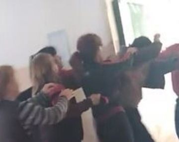 Lincharon a un docente al que acusan de manosear adolescentes