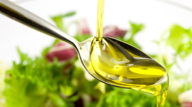 Maíz, girasol, oliva, lino, sésamo: ¿cuánto cuesta el litro de aceite?