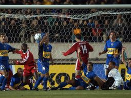 El duelo ante Bayern Múnich, una revancha para Boca: el recuerdo del robo del siglo