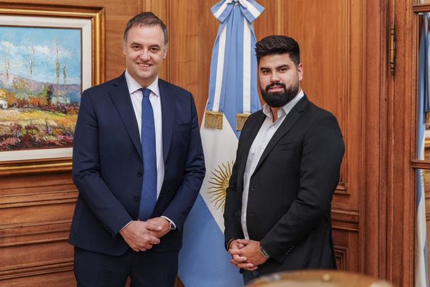 Manuel Adorni anunció a Fabián Fernández como nuevo secretario de Comunicación y Prensa
