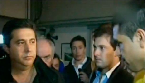 Tenso cruce de miradas entre el presidente de Boca y el ídolo