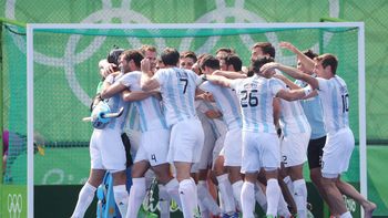 los leones aplastaron al campeon alemania y se aseguraron una medalla los leones aplastaron al campeon alemania y se aseguraron una medalla