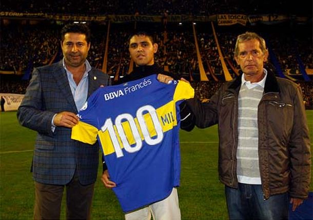 Mecheti junto al presidente xeneize