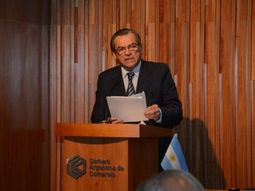 la camara de comercio preve bajar precios sobre un dolar a mas de 14 la camara de comercio preve bajar precios sobre un dolar a mas de 14