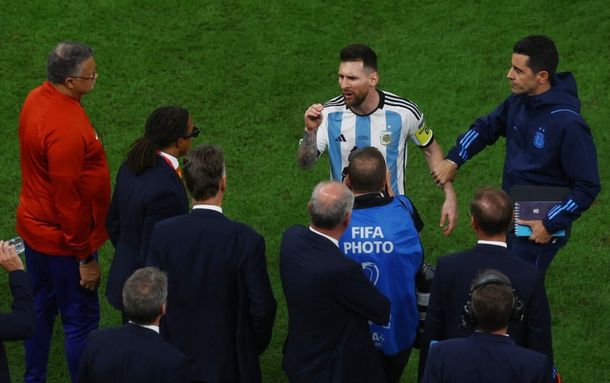 El Terrible Cruce Entre Lionel Messi Y Van Gaal