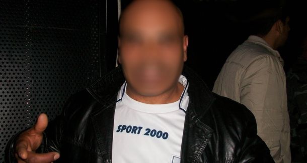 El cantante de cumbia fue denunciado de abusar de sus hijas