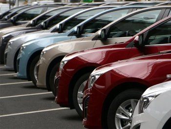 El truco casero&nbsp; para desempañar los vidrios del auto sin usar el aire acondicionado