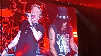 asi arranco el primer recital de los guns n roses en huracan: welcome to the jungle asi arranco el primer recital de los guns n roses en huracan: welcome to the jungle