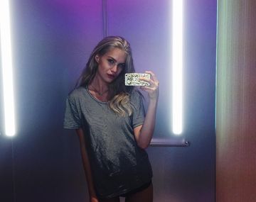 Bella modelo llama a romper con los estereotipos: Dicen que mi cuerpo es muy grande