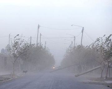 Cancelaron las clases en Mendoza por el viento Zonda