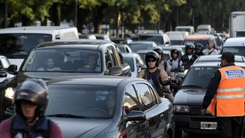 caos de transito en el inicio del fin de semana largo por semana santa caos de transito en el inicio del fin de semana largo por semana santa