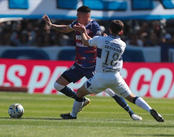 Unión vs. Gimnasia, por los octavos del Torneo Clausura 2025: horario, formaciones y TV