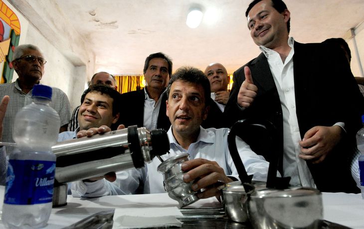 Massa dice que la Provincia es la que autoriza a los countries