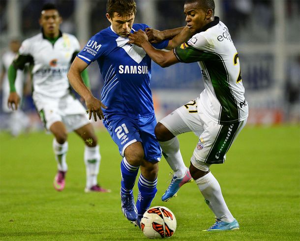 Vélez derrotó a La Equidad y pasó a los cuartos