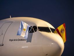 Plus Ultra reducirá de cinco a dos frecuencias semanales la ruta entre Madrid y Buenos Aires entre el 19 de octubre y el 13 de diciembre. Plus Ultra reducirá de cinco a dos frecuencias semanales la ruta entre Madrid y Buenos Aires entre el 19 de octubre y el 13 de diciembre.