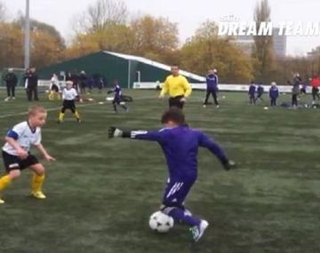 Tiene 9 años y aseguran que es el nuevo Messi