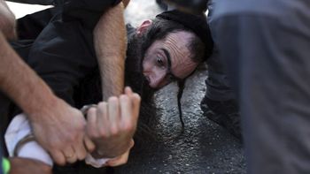 violenta marcha del orgullo gay en jerusalen termino con seis personas acuchilladas violenta marcha del orgullo gay en jerusalen termino con seis personas acuchilladas