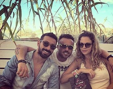 El álbum de las vacaciones del Pocho Lavezzi y su novia