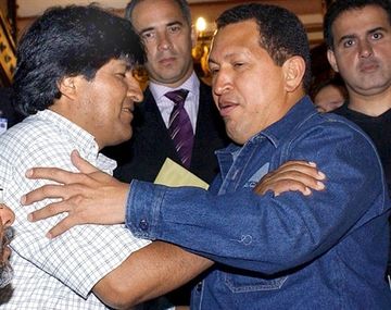 Evo viajará a Cuba para alentar a Chávez en su recuperación