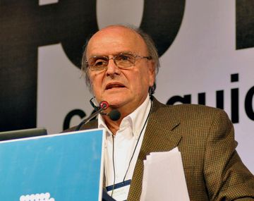 La UIA toma distancia de jóvenes empresarios y lanza una línea propia