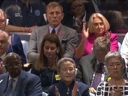 ¿espian al papa? daniel craig, el agente 007, escucho a francisco en la onu ¿espian al papa? daniel craig, el agente 007, escucho a francisco en la onu