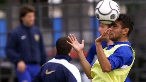 En la actualidad, recibe una pensión para exjugadores que están en situación de vulnerabilidad. En la actualidad, recibe una pensión para exjugadores que están en situación de vulnerabilidad.