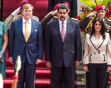 Maduro recibió a los reyes de Holanda