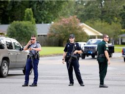 tres policias muertos y varios heridos, tras un enfrentamiento racial en luisiana tres policias muertos y varios heridos, tras un enfrentamiento racial en luisiana