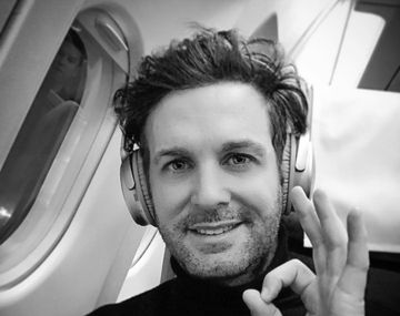 Axel minutos antes del incidente del avión de Aerolíneas en Nueva York