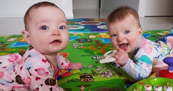 Charlotte y Olivia son las mellizas que fueron gestadas en el inédito embarazo