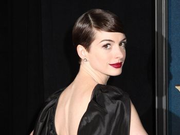 Anne Hathaway, una víctima de la falta de ropa interior