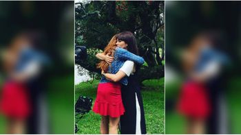 El último abrazo entre Nina y Mara El último abrazo entre Nina y Mara