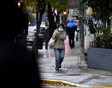 Ciudad de Buenos Aires: desde el lunes es obligatorio el uso de barbijos en la calle&nbsp;
