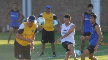 carlos bianchi y un accidente repetido: recibio otro pelotazo carlos bianchi y un accidente repetido: recibio otro pelotazo