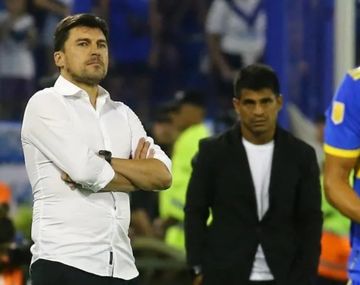 El Cacique Medina dejó de ser DT de Vélez