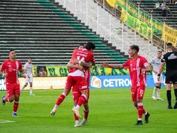 argentinos vencio a aldosivi y amargo el debut de damonte en el torneo apertura argentinos vencio a aldosivi y amargo el debut de damonte en el torneo apertura