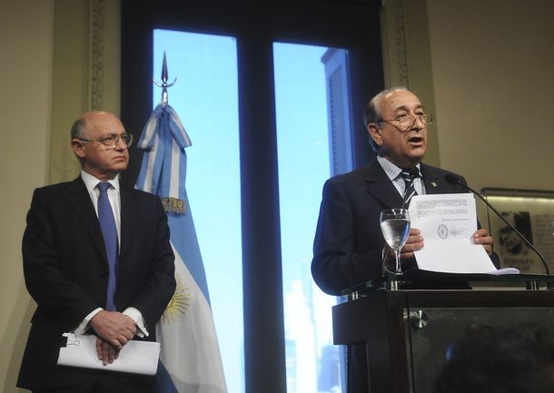 Puricelli: La Fragata llegará a Buenos Aires el 9 de enero