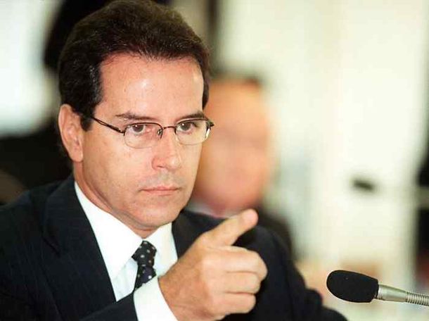 Ex senador de Brasil devolverá al Estado US$ 234 millones