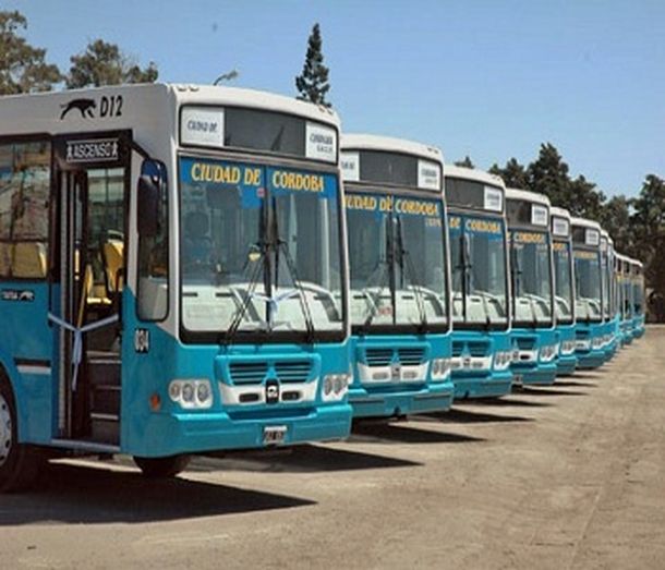Córdoba: un paro de la UTA paraliza todo el transporte