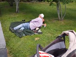 video: querian tener sexo en un parque, pero los atraparon video: querian tener sexo en un parque, pero los atraparon