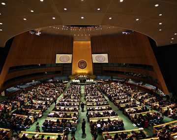 ONU debate reestructuración de las deudas