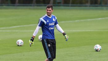 andujar se fracturo la muneca y sera reemplazado por marchesin andujar se fracturo la muneca y sera reemplazado por marchesin