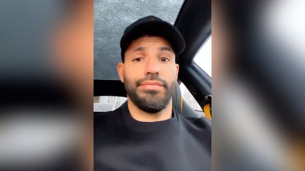 VIDEO: El imprevisto que sufrió el Kun Agüero cuando iba a entrenar en Manchester