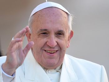 Familiares y ex combatientes de Malvinas visitarán al Papa