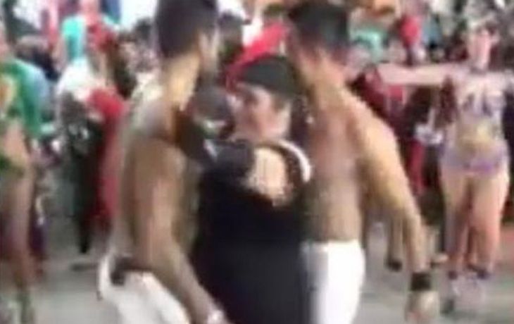 Escándalo en México: escrachan a una intendenta bailando con strippers