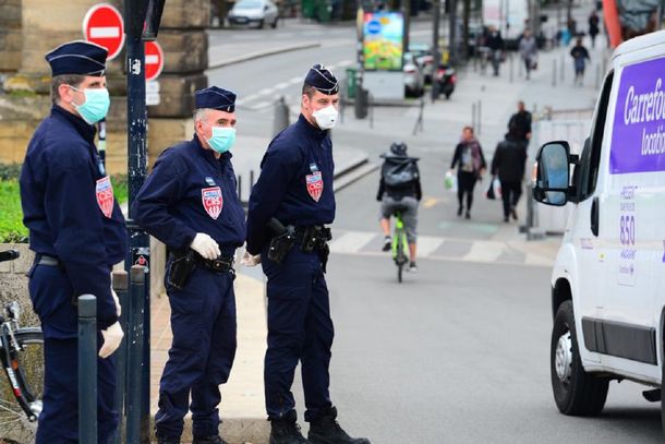 Francia: con casi 15 mil muertos, extienden la cuarentena hasta el 11 de mayo