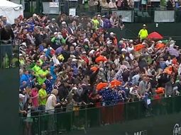 un hoyo en uno desato un festejo inedito durante un torneo de golf un hoyo en uno desato un festejo inedito durante un torneo de golf