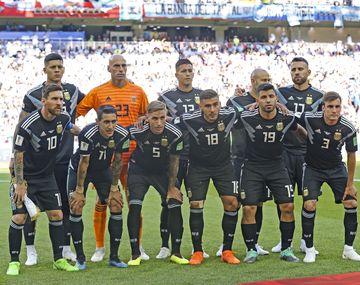 La formación de Argentina frente a Islandia